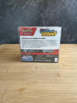 POKEMON - SURGING SPARKS DISPLAY - ENGLISCH - SEALED + PET - Image 3