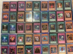 YU-GI-OH 2003 DARK CRISIS (LOT OF 64 UNLIMITED CARDS) 1 UR, 1ScR, 1 SR, 3 R - Image 4