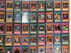 YU-GI-OH 2003 DARK CRISIS (LOT OF 64 UNLIMITED CARDS) 1 UR, 1ScR, 1 SR, 3 R - Image 5