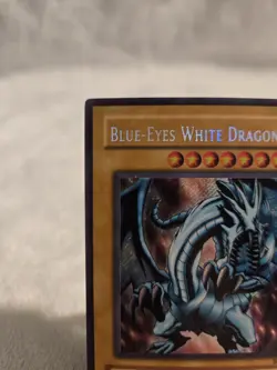 Lightly Played Blue-Eyes White Dragon - BPT-009- Secret Rare - Image 3