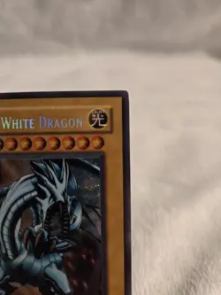 Lightly Played Blue-Eyes White Dragon - BPT-009- Secret Rare - Image 4