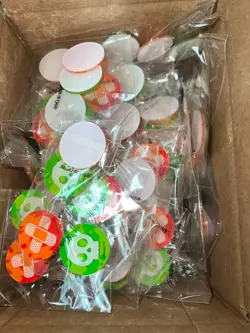 Pokemon - Box of Random and Assorted Mini Coins - Image 1