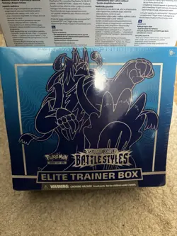 Pokemon TCG Sword & Shield Cards - Battle Styles - Elite Trainer Box ETB BLUE - Image 1