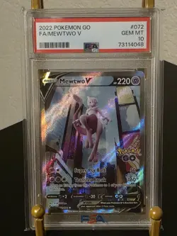 PSA 10 GEM MINT 2022 POKEMON GO FA MEWTWO V #072 ALTERNATE FULL ART HOLO - Image 1