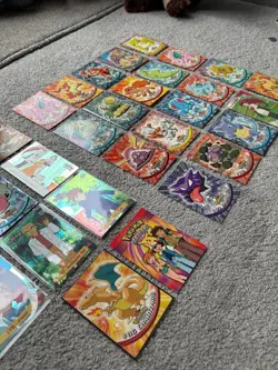 Bundle Topps Pokemon Cards - 31 Cards (9 Holo) Inc Charizard & Haunter - Image 4