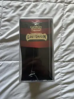 Pokemon TCG - Lost Origin Elite Trainer Box - ETB New Factory Sealed - Image 4