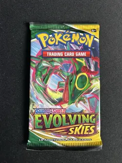 Pokemon TCG: Sword & Shield - Evolving Skies Very Heavy (22.38g) Booster Pack🔌 - Image 3