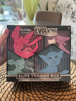 Pokemon TCG Evolving Skies Elite Trainer Box ETB - Brand New and Sealed - Image 1