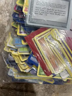 Huge Vintage Pokemon Collection Lot Over 600 Cards MP-DM UNSEARCHED - Image 4