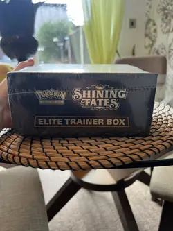 Pokemon TCG Shining Fates Elite Trainer Box ETB New & Sealed 820650808173 - Image 3