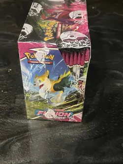 Pokemon TCG Sword & Shield Booster Box - 36 Packs 820650819162 - Image 2