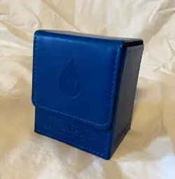 Magic: the Gathering MTG Blue Mana Leatherette Deck Box 100+ Card Storage - Image 1