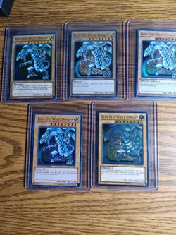 Yu Gi OH Card Lot 18 Cards. Blue eyes, Red eyes, Dark magician. - Image 4