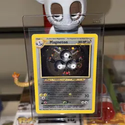 Magneton #10/64 Neo Revelation-Unlimited Holo Pokemon Card 2001! - Image 1