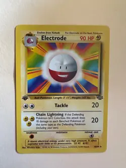 Pokemon TCG Electrode 18/64 Jungle 1st Edition Non-Holo Rare Card - Image 1