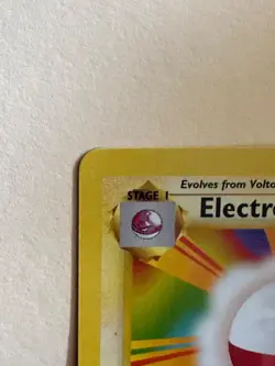 Pokemon TCG Electrode 18/64 Jungle 1st Edition Non-Holo Rare Card - Image 2