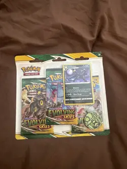Pokemon TCG Sword & Shield Evolving Skies 3 Pack Blister Sealed (Umbreon Ver.) - Image 1