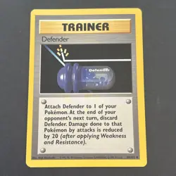 Defender 80/102 Uncommon Trainer Base Set Unlimited Pokemon TCG LP 1999 - Image 1
