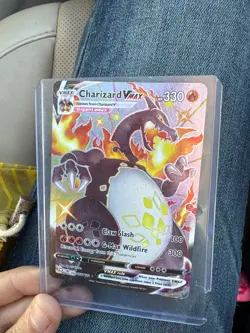 Charizard VMAX Gigantamax HP330 Holographic Pokemon Card - Image 2