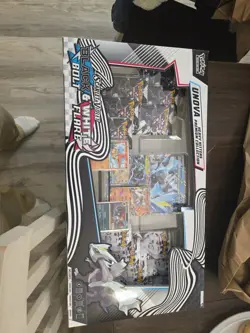 Pokemon TCG: Unova Heavy Hitters Premium Collection Black Bolt & White Flare - Image 1