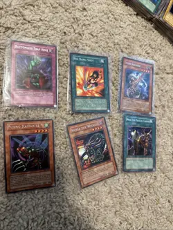 Vintage Yu Gi Oh Trading Cards Huge Lot 425+ (129 1st Edition) SEE DESCRIPTION - Image 4