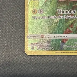 PIKACHU 005/025 Celebrations (25th Anniversary) Holo Pokemon TCG NM - Image 2