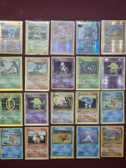 Pokemon Cards - Evolutions (XY) x20 incl. Mewtwo, Lot/Bundle - Image 1