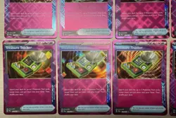 14x Pokemon Prismatic Evolutions Scoop Up Cyclone , Treasure Tracker, Sp Crystal - Image 4