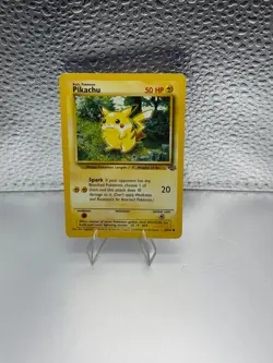 Pokemon TCG Vintage Pikachu Jungle 60/64 WOTC Unlimited MP - Image 1