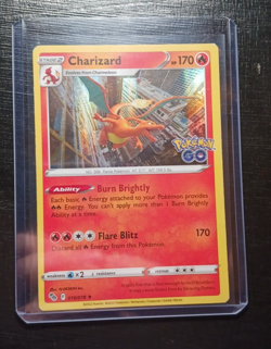 Charizard 010/078 Pokemon GO Reverse Holo - Image 1
