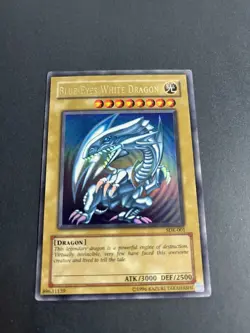 Yu-Gi-Oh! TCG Blue-Eyes White Dragon SDK-001 Ultra Rare 2002 Vintage Holo VTG - Image 3