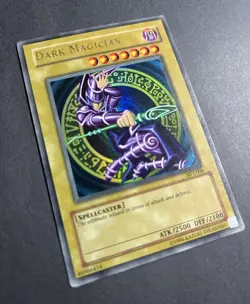 Yu-Gi-Oh! TCG Konami Dark Magician SDY-006 Ultra Rare Holo Starter Deck Unlimit… - Image 3