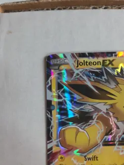 Pokemon TCG Jolteon-EX Holo Rare Card Generations 28/83 - Image 5