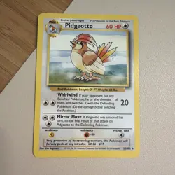 Pokemon Pidgeotto 60 HP Uncommon 22/102 Base Set 1999 Wizards English TCG Card - Image 1