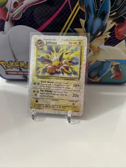 Pokemon TCG Jolteon Legendary Collection Reverse Holo Rare Card 14/110 NM/LP - Image 1