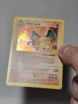 Charizard MP 4/102 Shadowless Base Set Pokemon Holo - Image 4