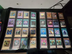 Huge Yugioh Binder Card Lot 900 cards vintage and modern with sealed movie pack - Image 5