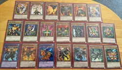 Lot 20 L Yu-Gi-Oh 1st Edition 1996 Powerful Dragon Red Eyes Black Metal Card Set - Image 1