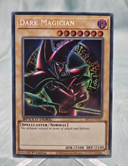 Yugioh Dark Magician (G) SBC1-ENG01 Secret Rare Streets of Battle City - LP - Image 1