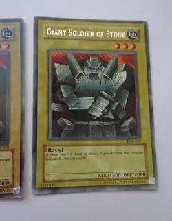 Playset: 3x Giant Soldier of Stone LOB-068 (Rare, Unlimited, Played / LP MP) - Image 5
