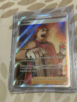 Pokemon Brilliant Stars 170/172 Kindler Trainer Ultra Rare Full Art - Image 1
