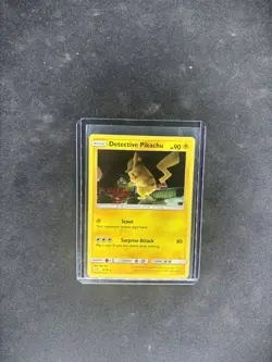 Detective Pikachu 10/18 Detective Pikachu Holo NM Pokemon Card English - Image 1