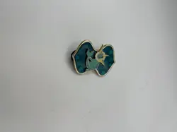 POKEMON VAPOREON VMAX PREMIUM COLLECTION PIN Evolving Skies TCG - Image 3