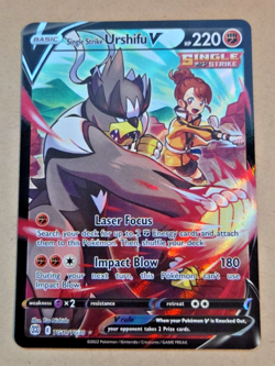 2022 Pokemon Brilliant Stars #TG18 Urshifu V Full Art NM to Mint Condition - Image 1