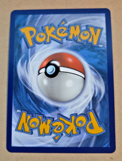 2022 Pokemon Brilliant Stars #TG18 Urshifu V Full Art NM to Mint Condition - Image 2