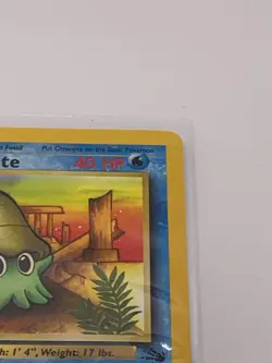 1999 first edition Omanyte Pokemon card (52/62) from the Fossil set - Image 5