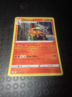 POKEMON CHARIZARD #010/078 RARE HOLOFOIL NM POKEMON GO CARD - Image 2