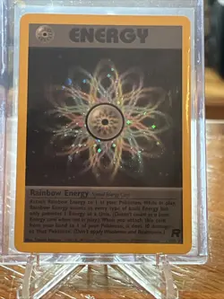 2000 Rainbow Energy #17/82 Team Rocket Unlimited Pokemon TCG - Image 1