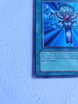 Yugioh Monster Reborn LOB-118 (Ultra Rare) Unlimited #Y157 - Image 2