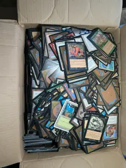 Mtg Lot of 250 cards, no foils. pre-2000s vintage. - Image 1
